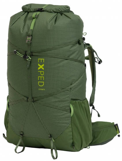 Ein grüner Rucksack der Firma EXPED